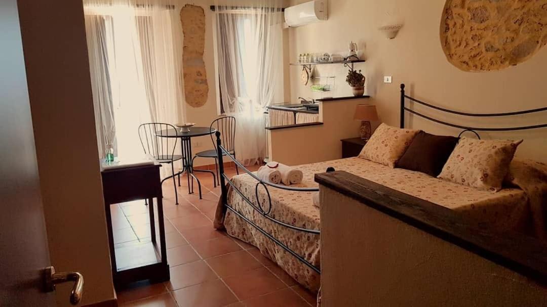 Perla Del Borgo Appartamenti Santa Caterina dello Ionio Esterno foto