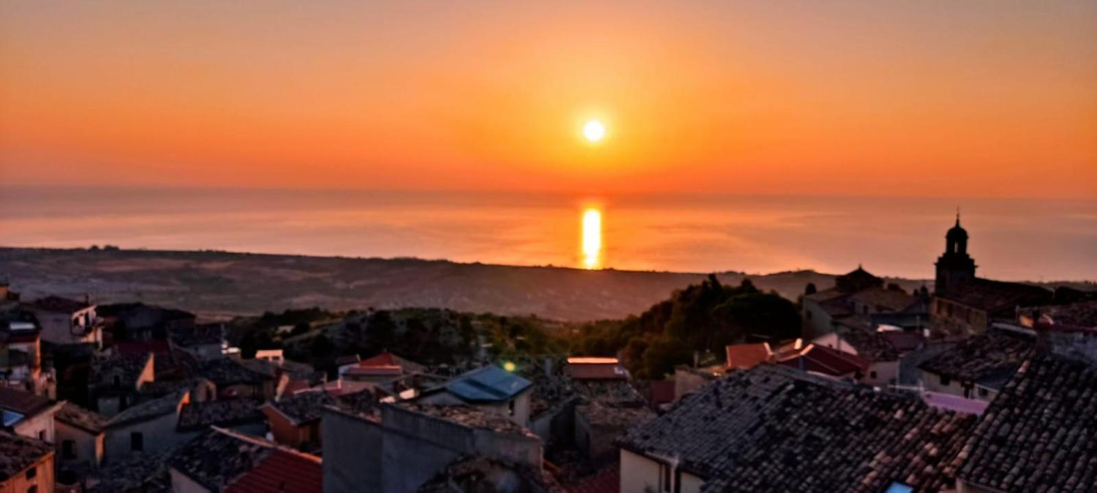 Perla Del Borgo Appartamenti Santa Caterina dello Ionio Esterno foto