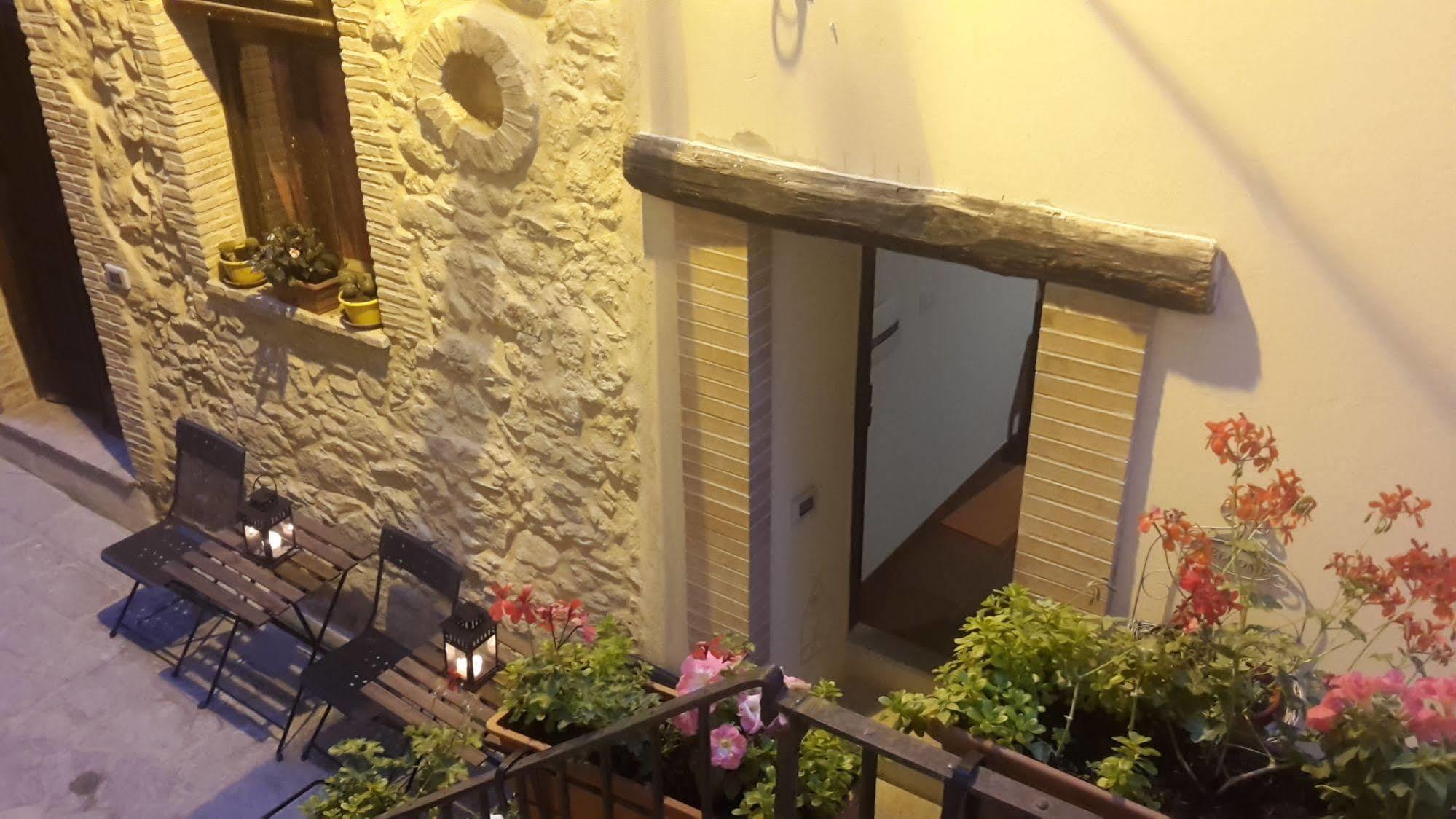 Perla Del Borgo Appartamenti Santa Caterina dello Ionio Esterno foto